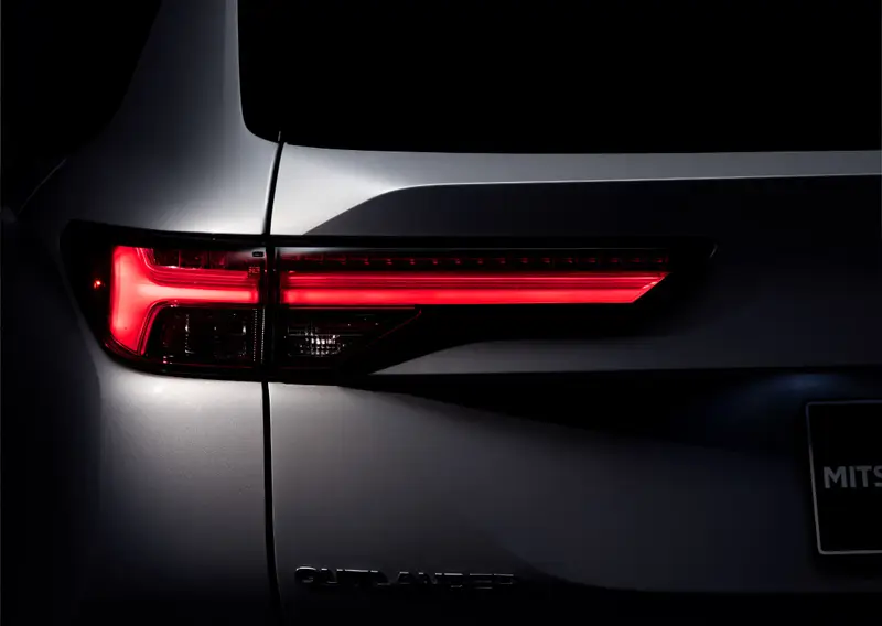Outlander exterior